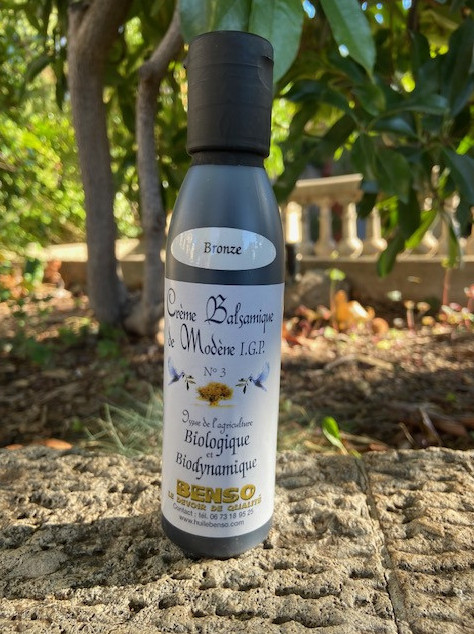 bronze-natural-balsamic-glaze-and-bio-dynamic-15_002_am1O Bronze - Crème biologique et bio-dynamique naturel 6 ans - 150 ml